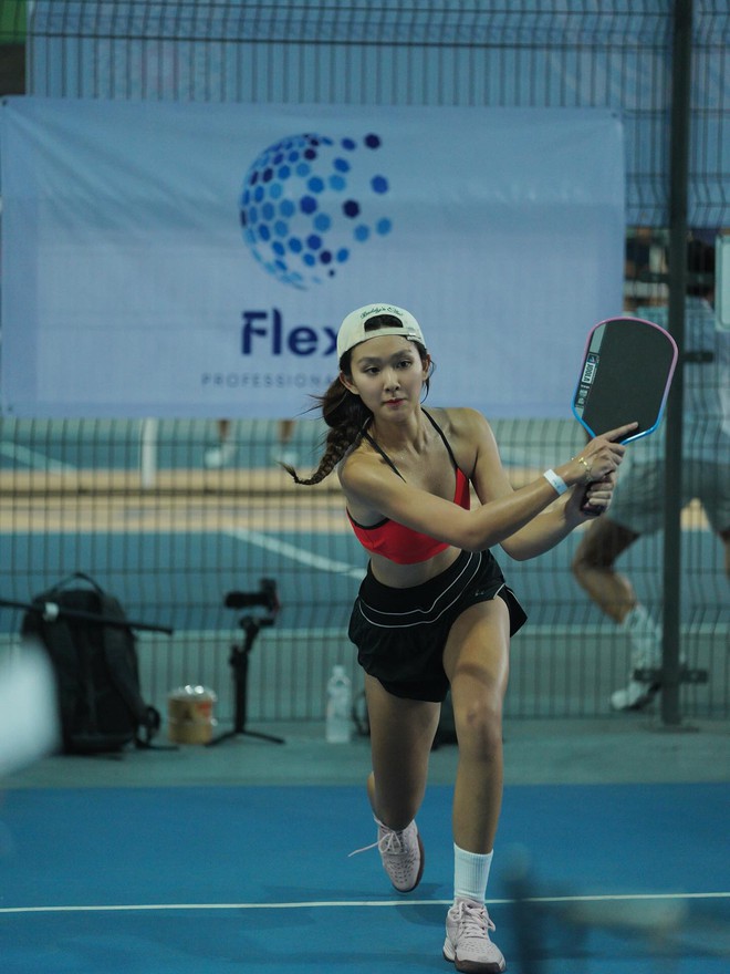 &ldquo;Em Kim v&eacute;n v&aacute;y&rdquo; 70kg tụt c&ograve;n 52kg- Ảnh 5.