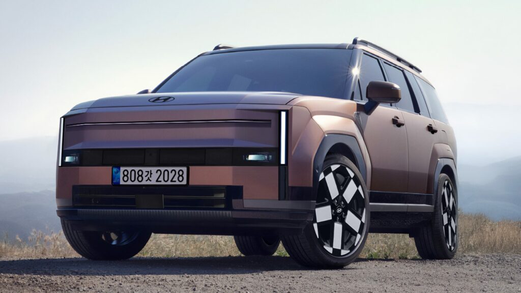 Lộ ảnh Hyundai Santa Fe bản mới: Đầu xe thiết kế lại nhưng phần đuôi vẫn là ẩn số, nội thất thay đổi nhẹ- Ảnh 3.