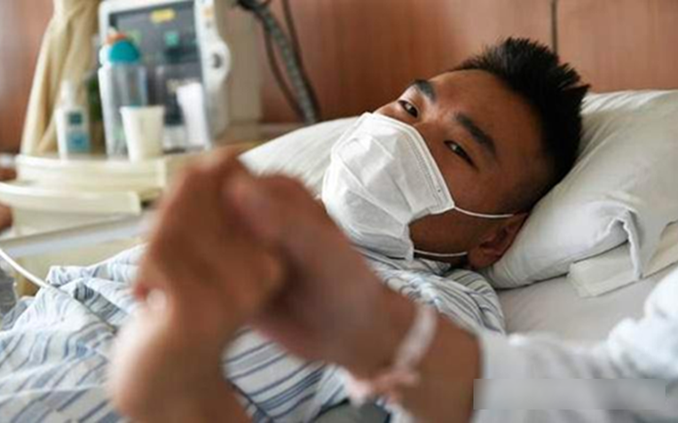 Ch&agrave;ng trai 28 tuổi bị vi&ecirc;m thận, ăn tỏi mỗi ng&agrave;y, 5 th&aacute;ng sau t&aacute;i kh&aacute;m khiến b&aacute;c sĩ sững sờ- Ảnh 1.