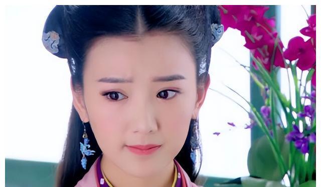 Top 10 mỹ nhân trong tiểu thuyết Kim Dung: Tiểu Long Nữ chỉ xếp hạng 7, vị trí thứ nhất gây bất ngờ- Ảnh 3. Top 10 mỹ nhân trong tiểu thuyết Kim Dung: Tiểu Long Nữ chỉ xếp hạng 7, vị trí thứ nhất gây bất ngờ- Ảnh 3.