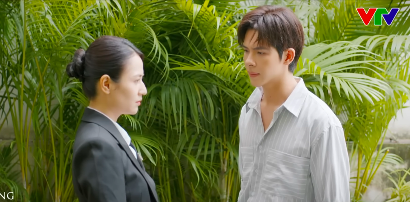 Denis Đặng đang mặc cái gì thế này?- Ảnh 1.