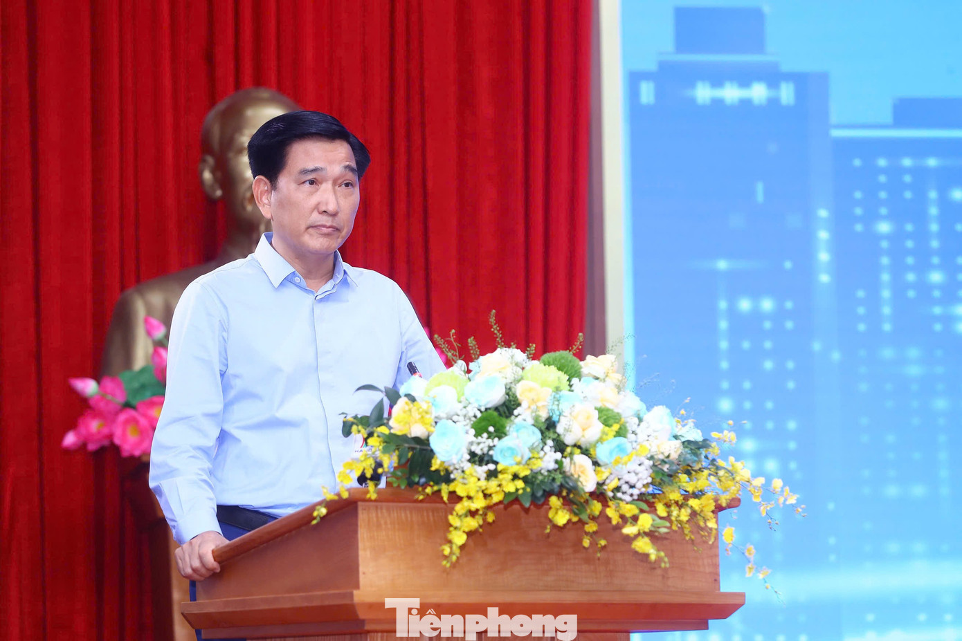 Đề xuất người dân Hà Nội đi làm, đi học lệch khung giờ để giảm ùn tắc- Ảnh 3.