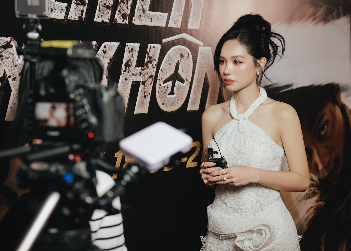 Diễn viên Trâm Anh hé lộ về người cha là chiến sĩ công an và điều chưa từng thấy lại xuất hiện ở thảm đỏ- Ảnh 2. Diễn viên Trâm Anh hé lộ về người cha là chiến sĩ công an và điều chưa từng thấy lại xuất hiện ở thảm đỏ- Ảnh 2.