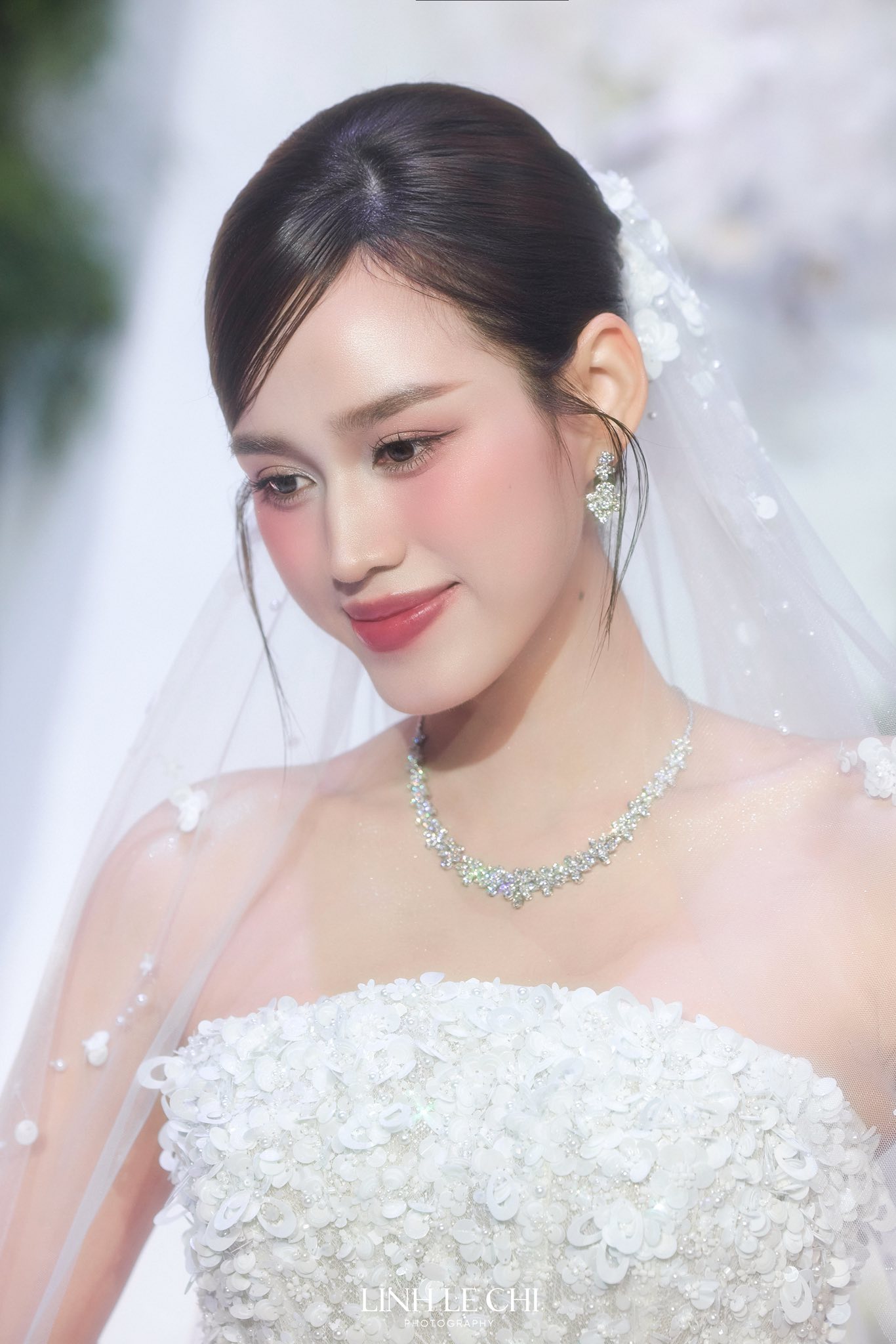 Toàn cảnh đám cưới Đỗ Hà tại Quảng Trị: Cô dâu đẹp 100 điểm, doanh nhân Viết Vương dặn dò vợ 1 chuyện!- Ảnh 24.