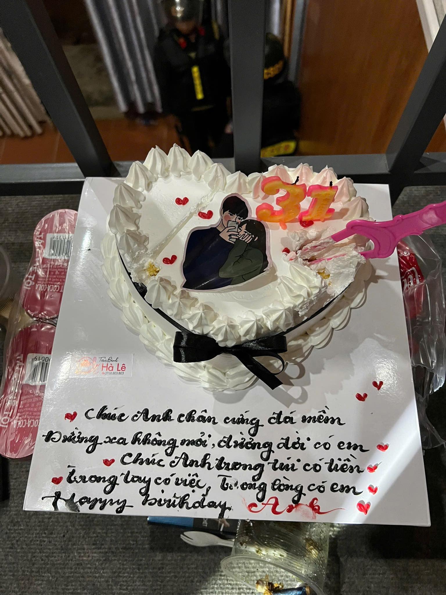 Cảnh tượng thác loạn trong bữa tiệc sinh nhật tại homestay ở Măng Đen, 28/30 đối tượng dương tính ma tuý- Ảnh 7. Cảnh tượng thác loạn trong bữa tiệc sinh nhật tại homestay ở Măng Đen, 28/30 đối tượng dương tính ma tuý- Ảnh 7.
