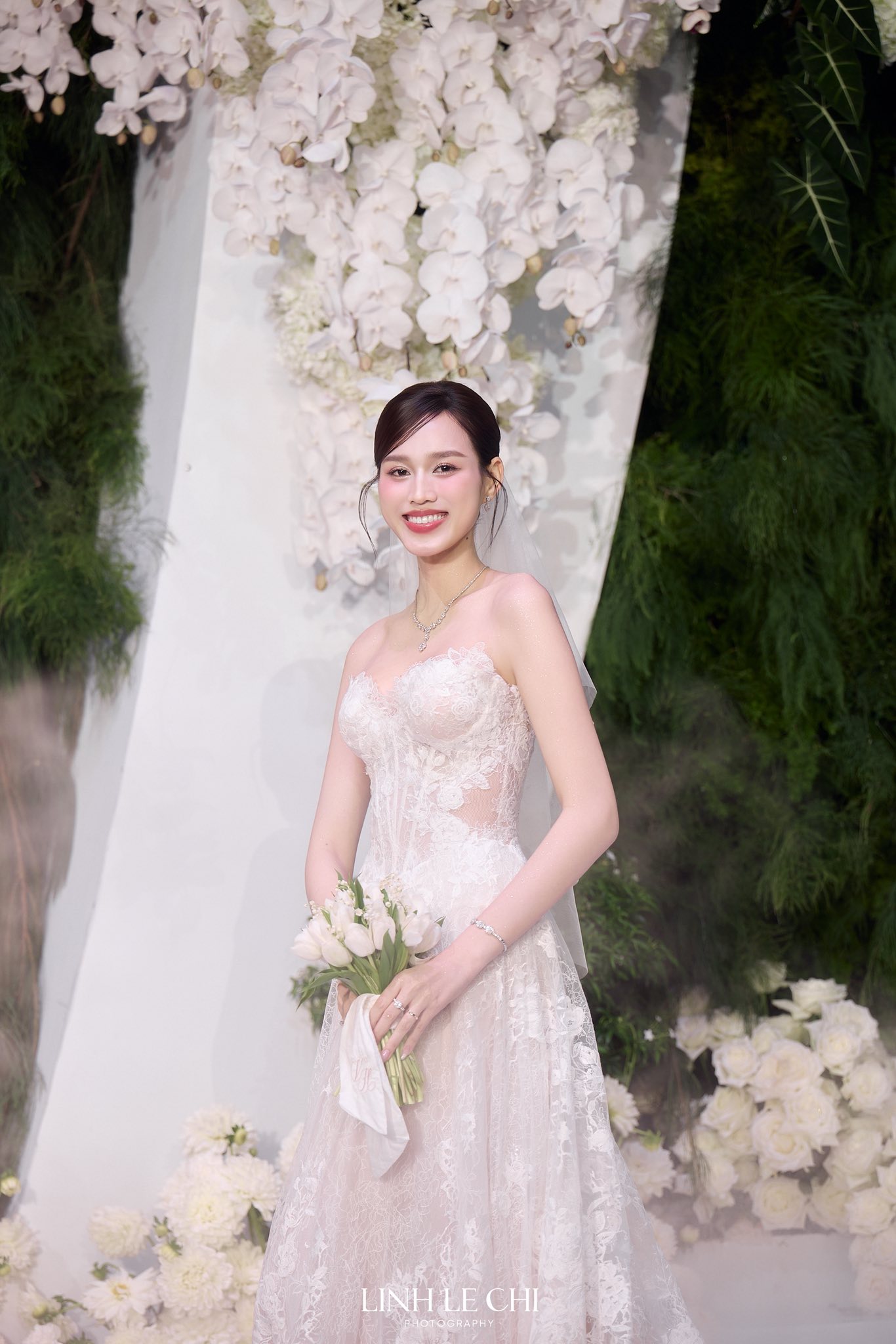Toàn cảnh đám cưới Đỗ Hà tại Quảng Trị: Cô dâu đẹp 100 điểm, doanh nhân Viết Vương dặn dò vợ 1 chuyện!- Ảnh 3.
