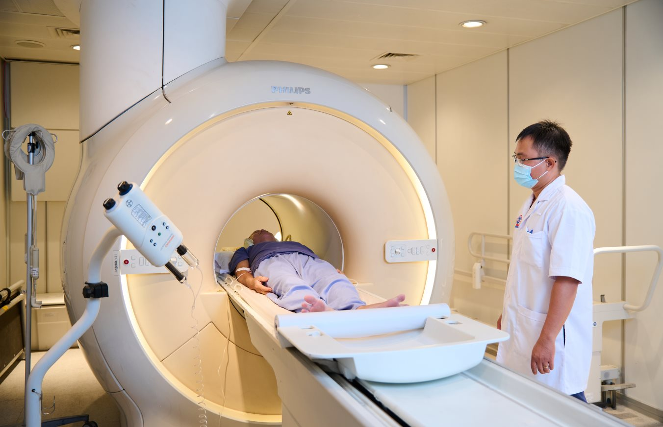 Chỉ ba tháng, một bệnh viện bất ngờ công bố doanh thu 200 tỷ đồng, tài sản đã vượt 1.000 tỷ- Ảnh 1. Chỉ ba tháng, một bệnh viện bất ngờ công bố doanh thu 200 tỷ đồng, tài sản đã vượt 1.000 tỷ- Ảnh 1.