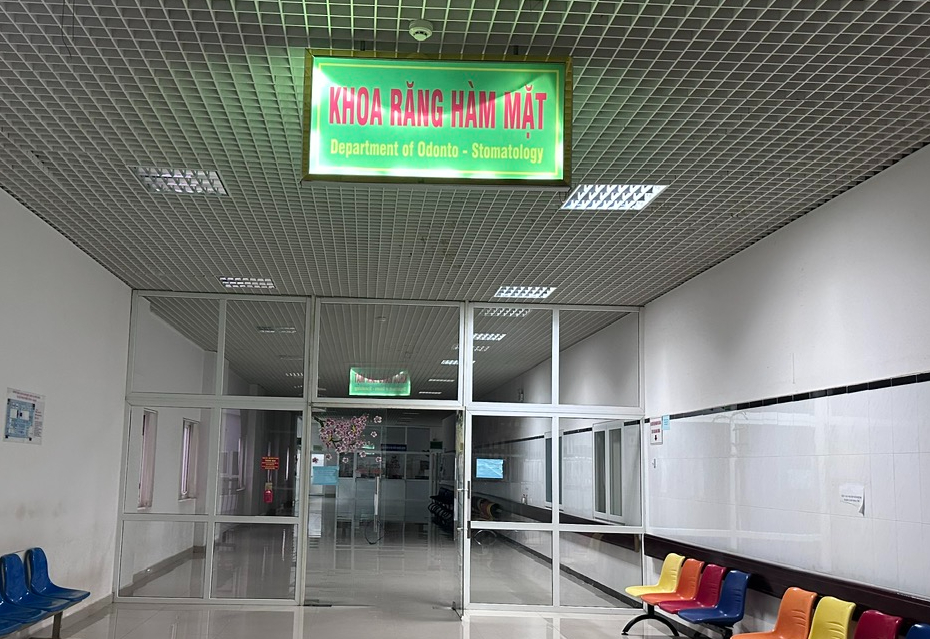 Vì sao Bệnh viện Đa khoa vùng Tây Nguyên phải tháo gỡ camera trong phòng khám?- Ảnh 1. Vì sao Bệnh viện Đa khoa vùng Tây Nguyên phải tháo gỡ camera trong phòng khám?- Ảnh 1.