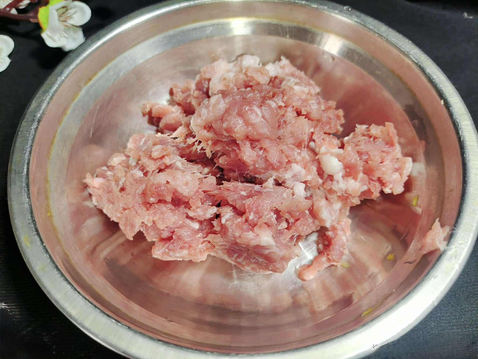 Chỉ 15 phút là nấu được món ăn thay cơm cực ngon có đủ rau và thịt, nước dùng đậm đà cho ngày gió mùa tràn về- Ảnh 4. Chỉ 15 phút là nấu được món ăn thay cơm cực ngon có đủ rau và thịt, nước dùng đậm đà cho ngày gió mùa tràn về- Ảnh 4.
