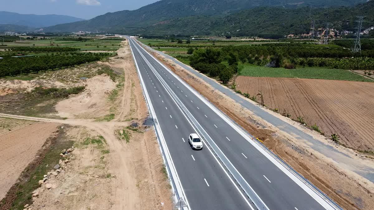 Cao tốc rút thời gian TP.HCM - Nha Trang từ 10 tiếng xuống còn 5 tiếng: Tập đoàn Sơn Hải là chủ đầu tư- Ảnh 4.