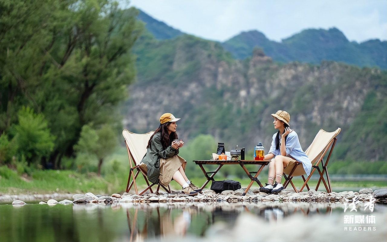 Đừng như tôi: Sau tuổi trung niên tôi nhận ra vì sao dù giàu hay nghèo cũng không nên đi họp lớp, gặp lại bạn cũ ít liên lạc- Ảnh 2. Đừng như tôi: Sau tuổi trung niên tôi nhận ra vì sao dù giàu hay nghèo cũng không nên đi họp lớp, gặp lại bạn cũ ít liên lạc- Ảnh 2.