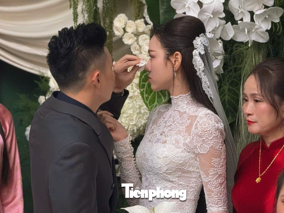 Chú rể Viết Vương phong độ, rước Đỗ Thị Hà về Quảng Trị- Ảnh 8.