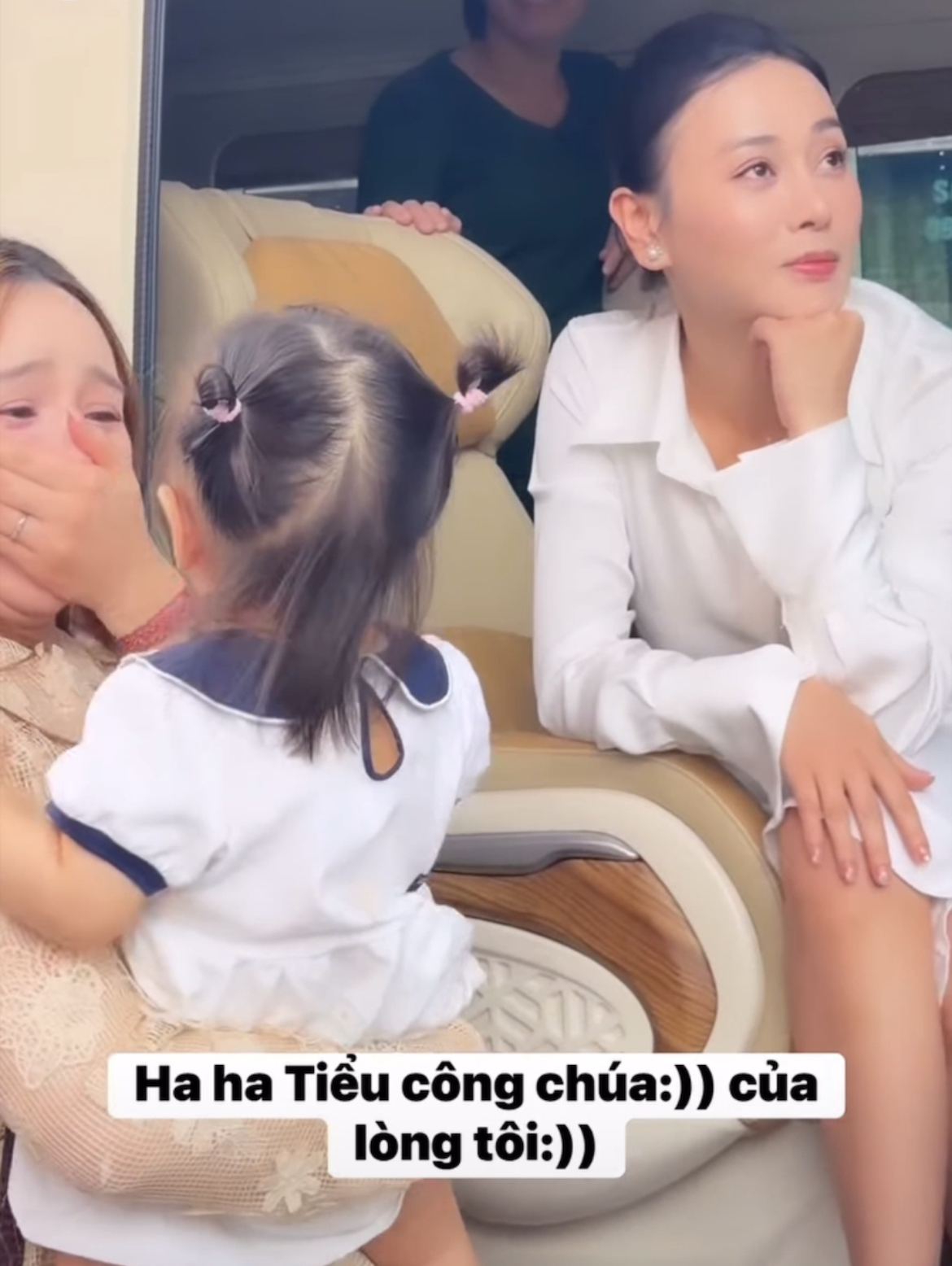 Th&aacute;i độ của Quỳnh Kool với Phương Oanh n&oacute;i l&ecirc;n rất nhiều điều- Ảnh 1.