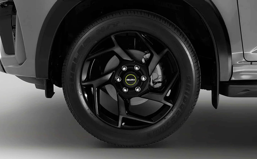 Isuzu mu-X 2026 ra mắt: Treo mới, ADAS ngay từ bản tiêu chuẩn, nhưng có chi tiết 'cải lùi' so với bản vừa ra mắt tại Việt Nam- Ảnh 15.