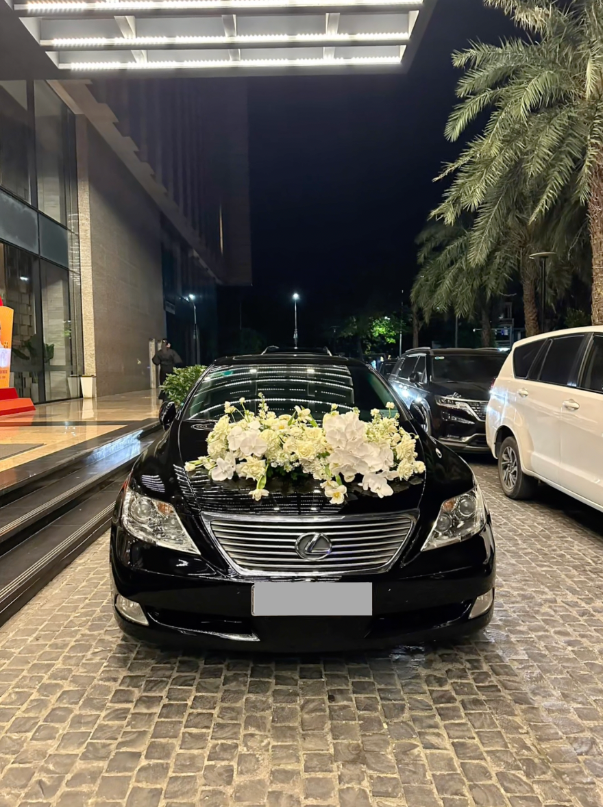 2 chi tiết đưa đám cưới Viết Vương - Đỗ Hà lên hàng top, gia đình chủ tịch Sơn Hải quá chu toàn!- Ảnh 1. 2 chi tiết đưa đám cưới Viết Vương - Đỗ Hà lên hàng top, gia đình chủ tịch Sơn Hải quá chu toàn!- Ảnh 1.