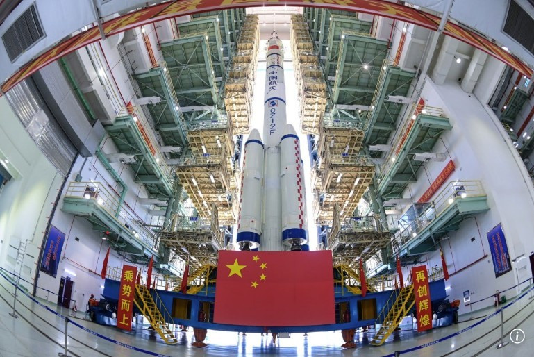 Nh&agrave; khoa học t&ecirc;n lửa h&agrave;ng đầu Trung Quốc cảnh b&aacute;o chớ vội tự m&atilde;n- Ảnh 1.