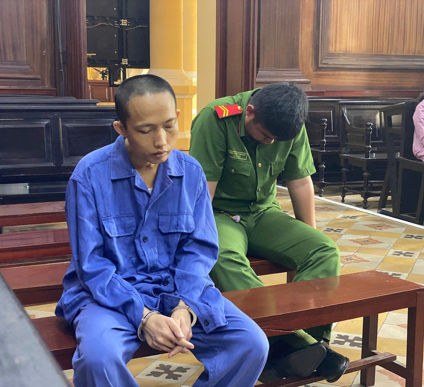 Mang dao từ Đắk Lắk đến TPHCM giết vợ, lĩnh &aacute;n 19 năm t&ugrave;- Ảnh 1.