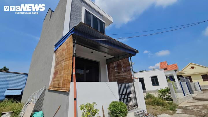 Vụ xây nhà trên đất người khác ở Hải Phòng: Đình chỉ xét xử phúc thẩm- Ảnh 2. Vụ xây nhà trên đất người khác ở Hải Phòng: Đình chỉ xét xử phúc thẩm- Ảnh 2.