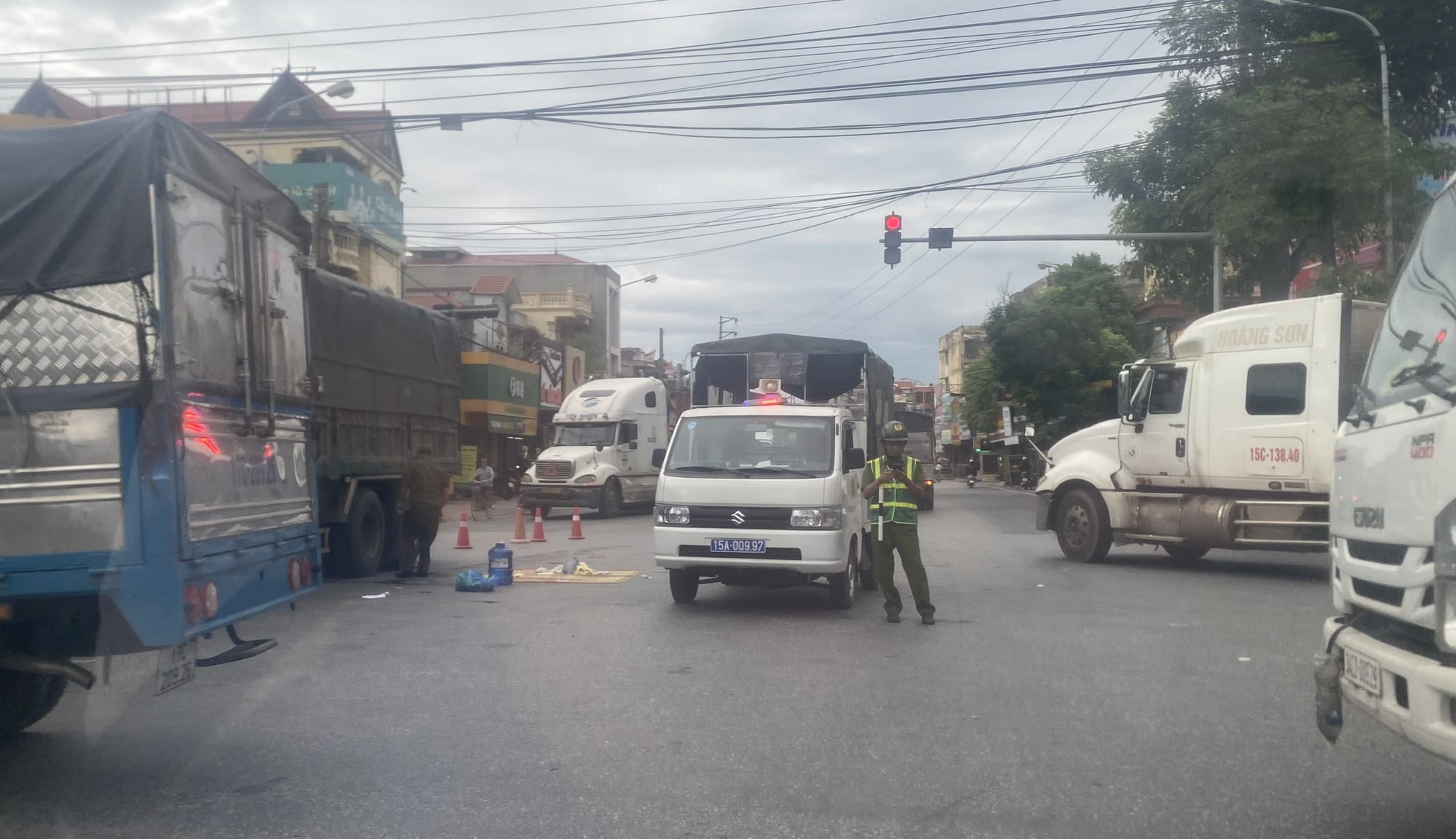 Tai nạn thương tâm, 2 anh em ruột thương vong- Ảnh 1. Tai nạn thương tâm, 2 anh em ruột thương vong- Ảnh 1.