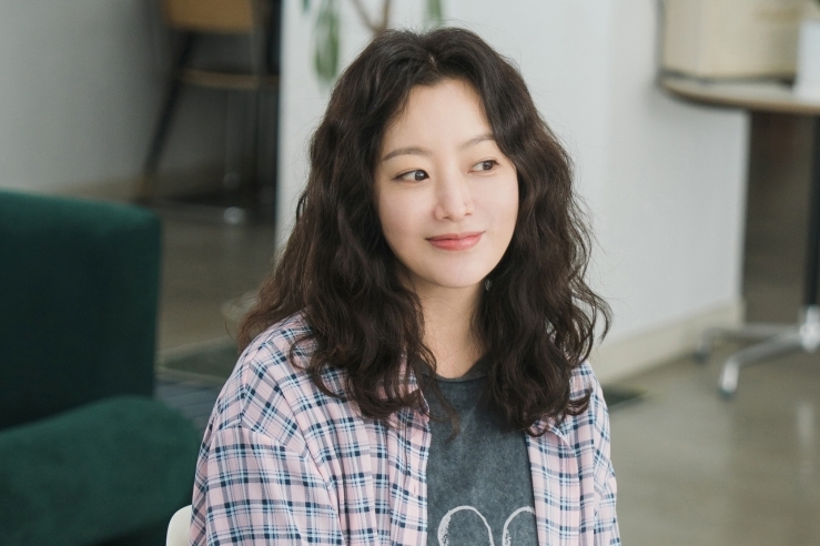 Nhìn mỹ nhân này mà khí chất minh tinh ập thẳng vào mắt: Đẹp đến không thể thở nổi, bảo sao tự nhận đẹp hơn Song Hye Kyo- Ảnh 5.