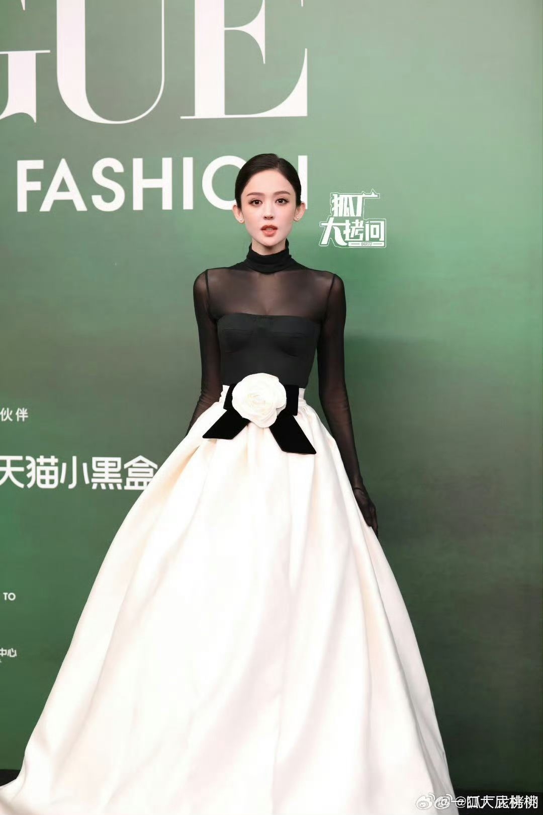 Đẹp như mỹ nhân này thì nhìn cả showbiz bằng nửa con mắt: Visual đẹp sang kịch trần, bẻ cong mọi tiêu chuẩn- Ảnh 3.