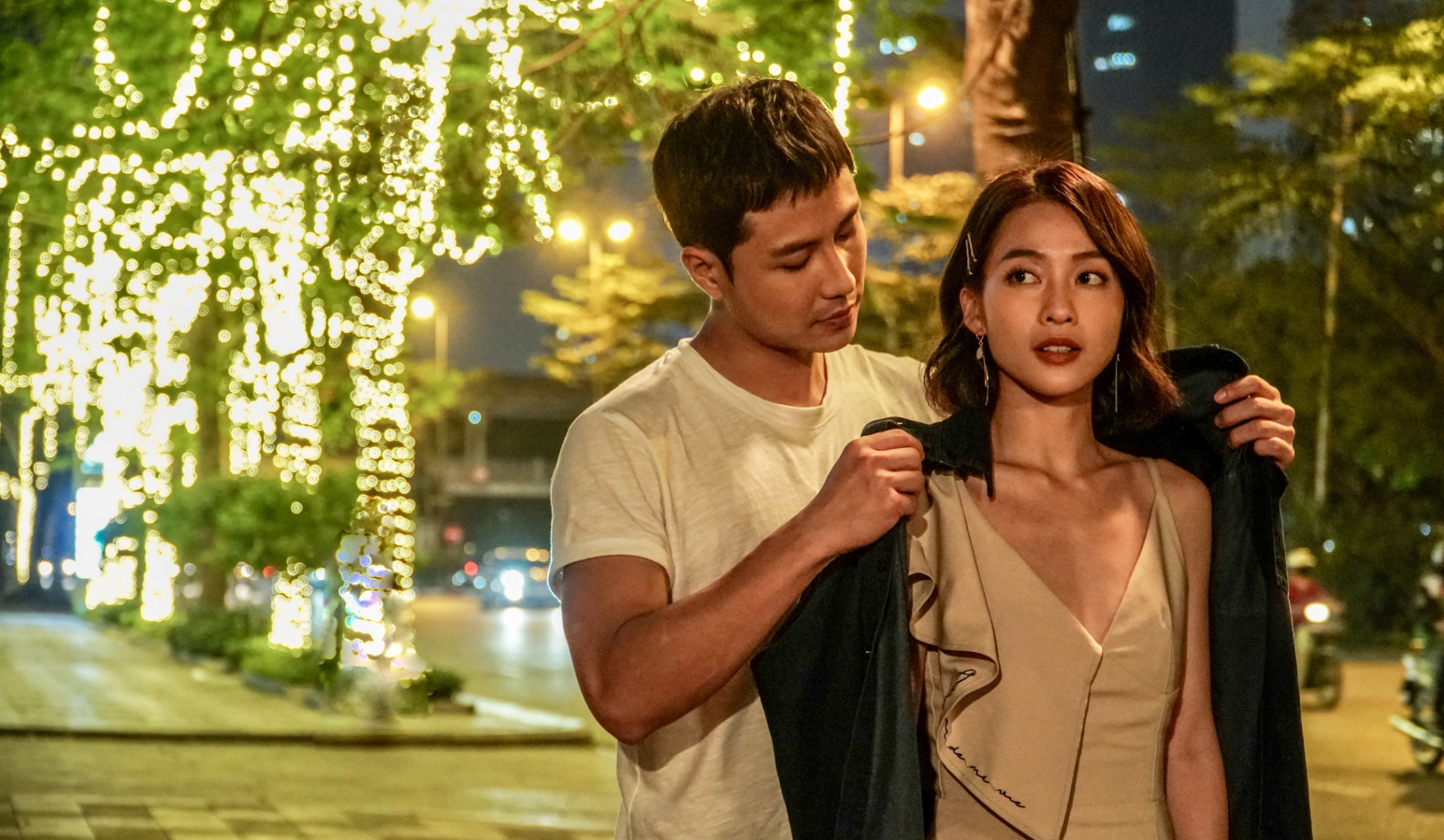 Việt Nam có đúng 1 mỹ nhân càng lên cân càng đẹp: Nhan sắc bén đứt tay, nhìn xuống body mà ngộp thở- Ảnh 7.