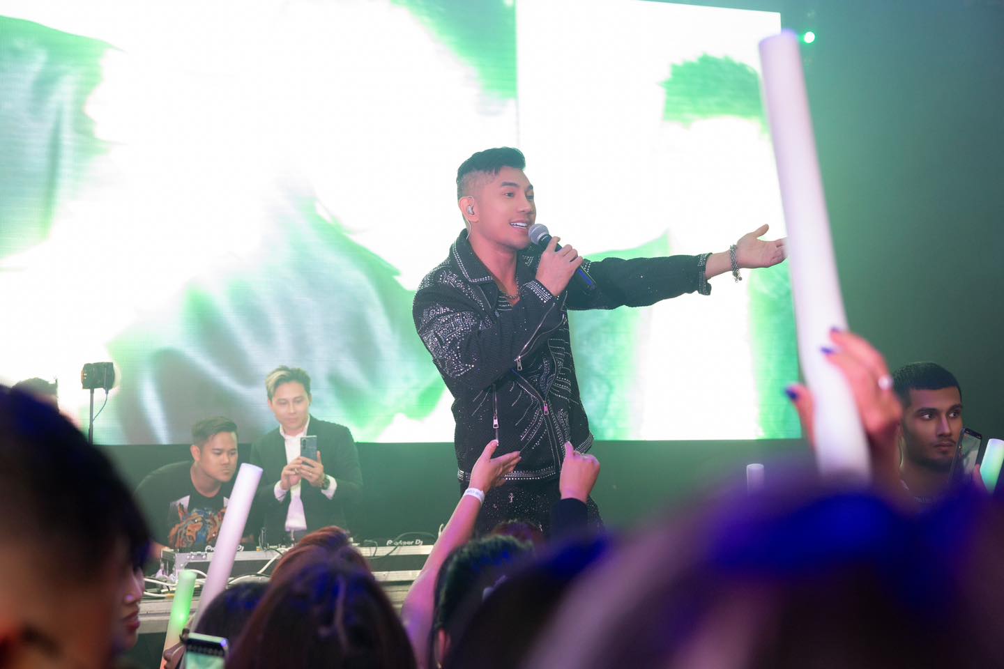 Dấu chấm hết của Lương Bằng Quang- Ảnh 3. Dấu chấm hết của Lương Bằng Quang- Ảnh 3.