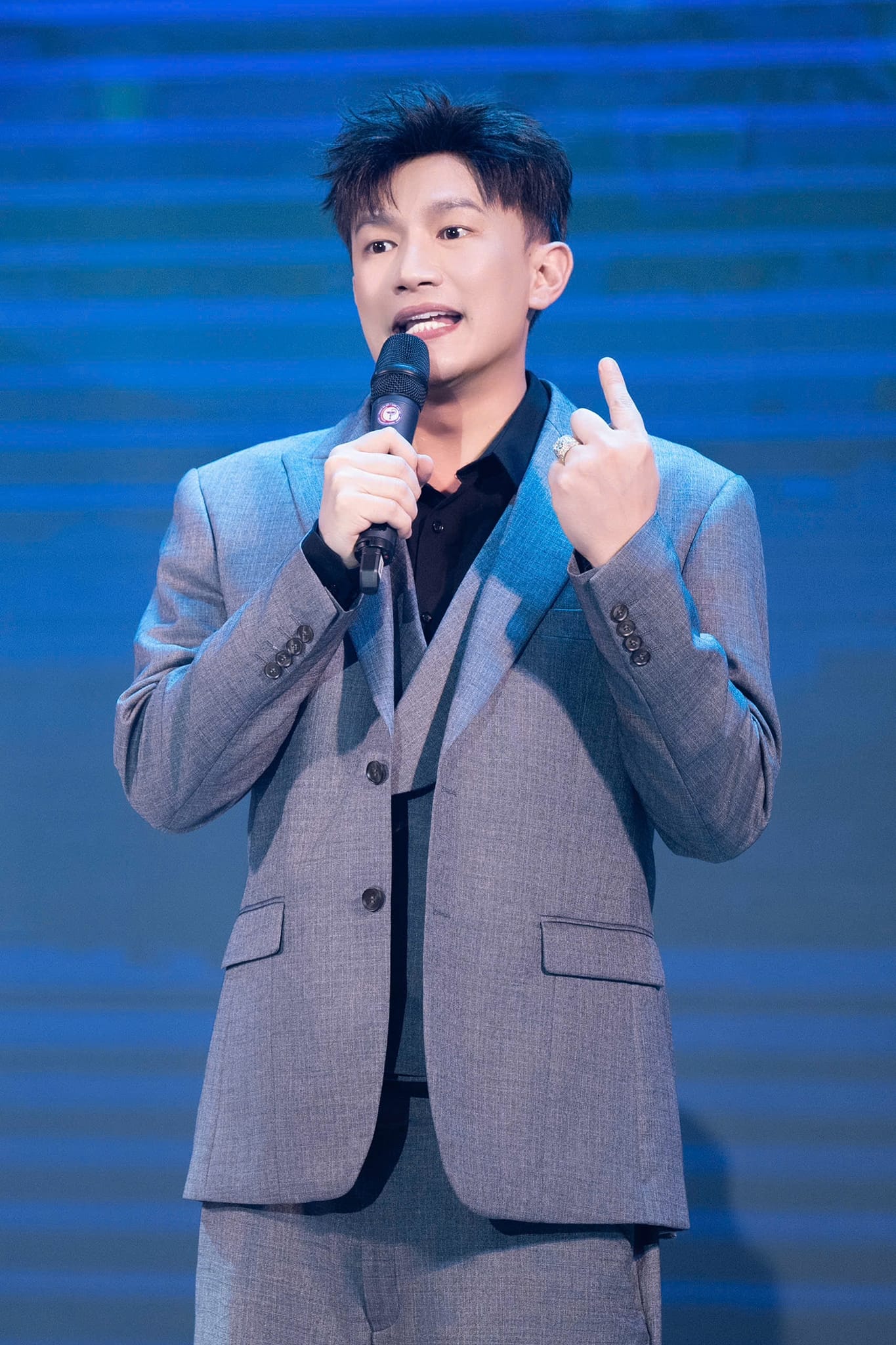 Dược Sĩ Tiến đừng h&aacute;t nữa!- Ảnh 9.