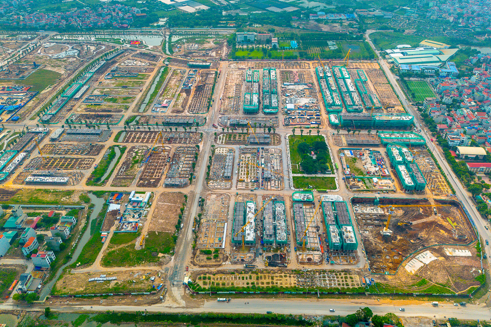 Thay bạn đi thăm dự án đáng chú ý nhất phía Tây Hà Nội của Vinhomes: Tiến độ ấn tượng, sắp khánh thành công viên, giá biệt thự đơn lập thấp nhất 70 tỷ - Ảnh 7.