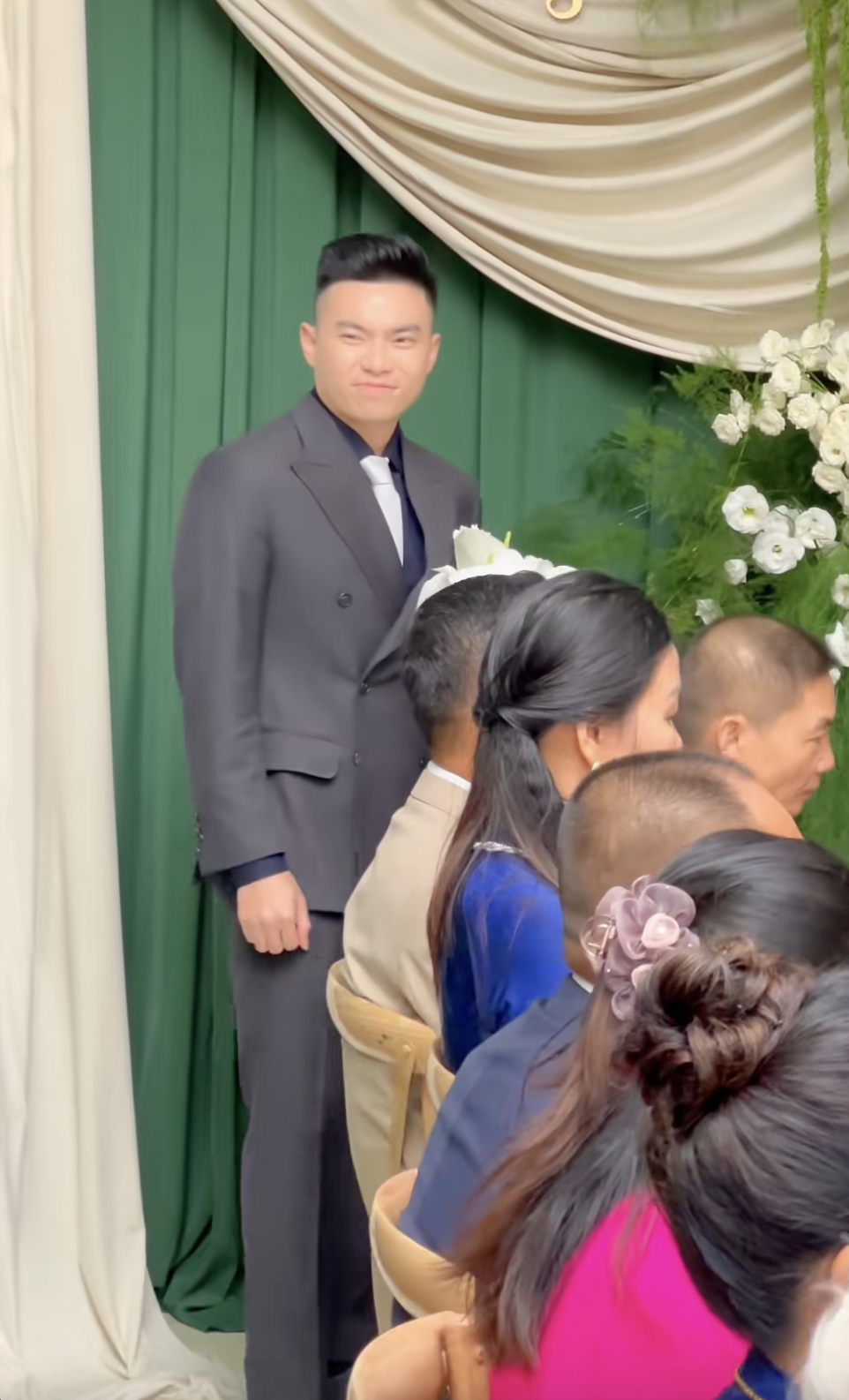 L&yacute; giải cơn sốt đ&aacute;m cưới Viết Vương - Hoa hậu Đỗ H&agrave; ở qu&ecirc; nh&agrave; Thanh H&oacute;a, Quảng Trị- Ảnh 13.