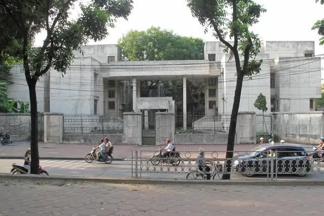 Ảnh/ CLIP: Diện mạo mới kh&ocirc;ng nhận ra của ng&ocirc;i &ldquo;nh&agrave; ma&rdquo; số 300 Kim M&atilde; (H&agrave; Nội)- Ảnh 10.