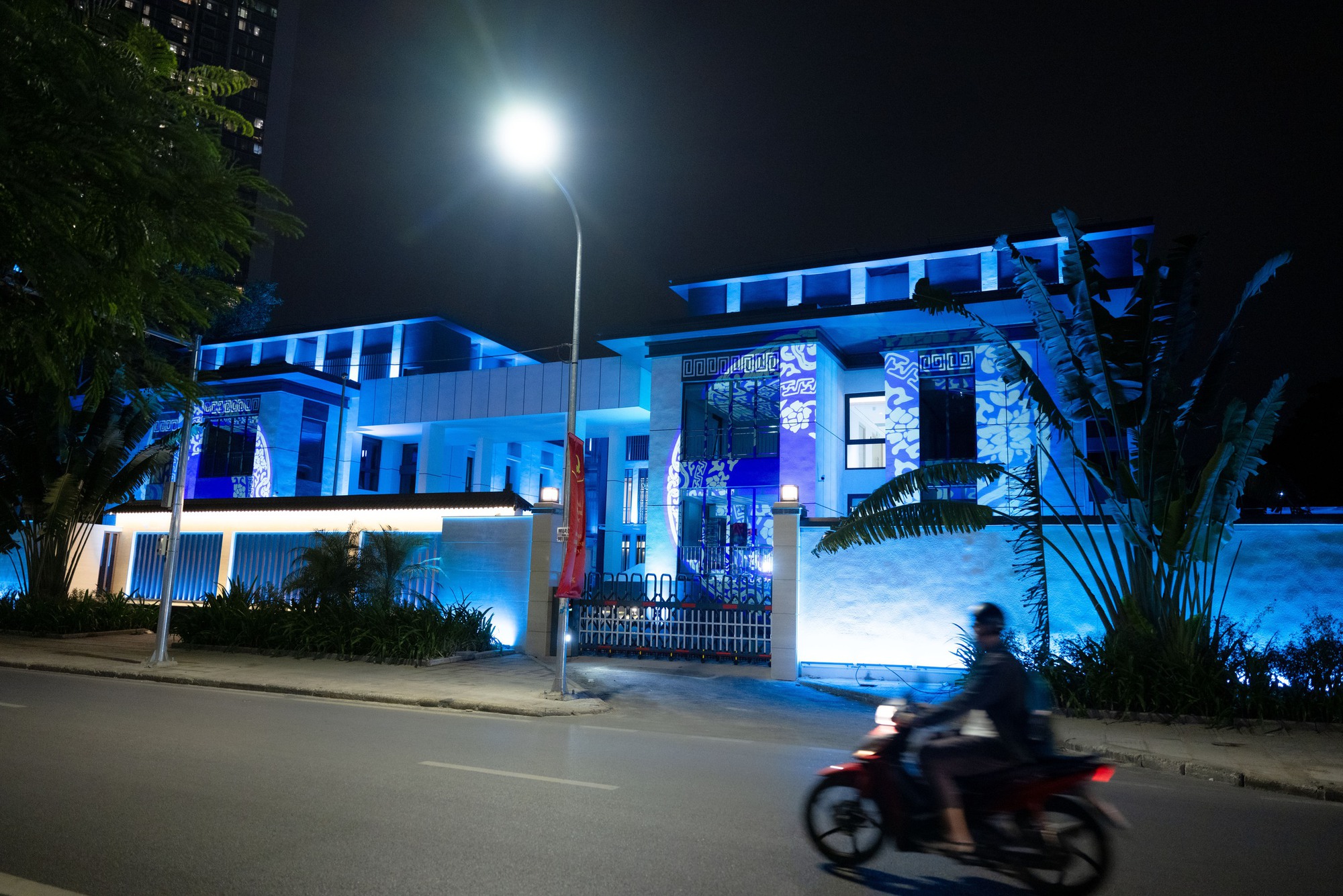 Ảnh/ CLIP: Diện mạo mới kh&ocirc;ng nhận ra của ng&ocirc;i &ldquo;nh&agrave; ma&rdquo; số 300 Kim M&atilde; (H&agrave; Nội)- Ảnh 19.