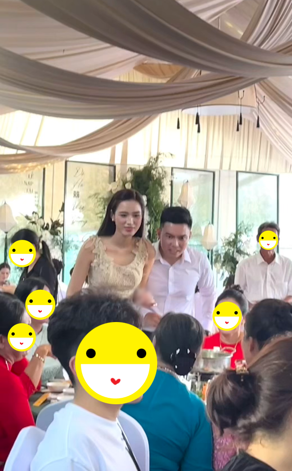 L&yacute; giải cơn sốt đ&aacute;m cưới Viết Vương - Hoa hậu Đỗ H&agrave; ở qu&ecirc; nh&agrave; Thanh H&oacute;a, Quảng Trị- Ảnh 6.