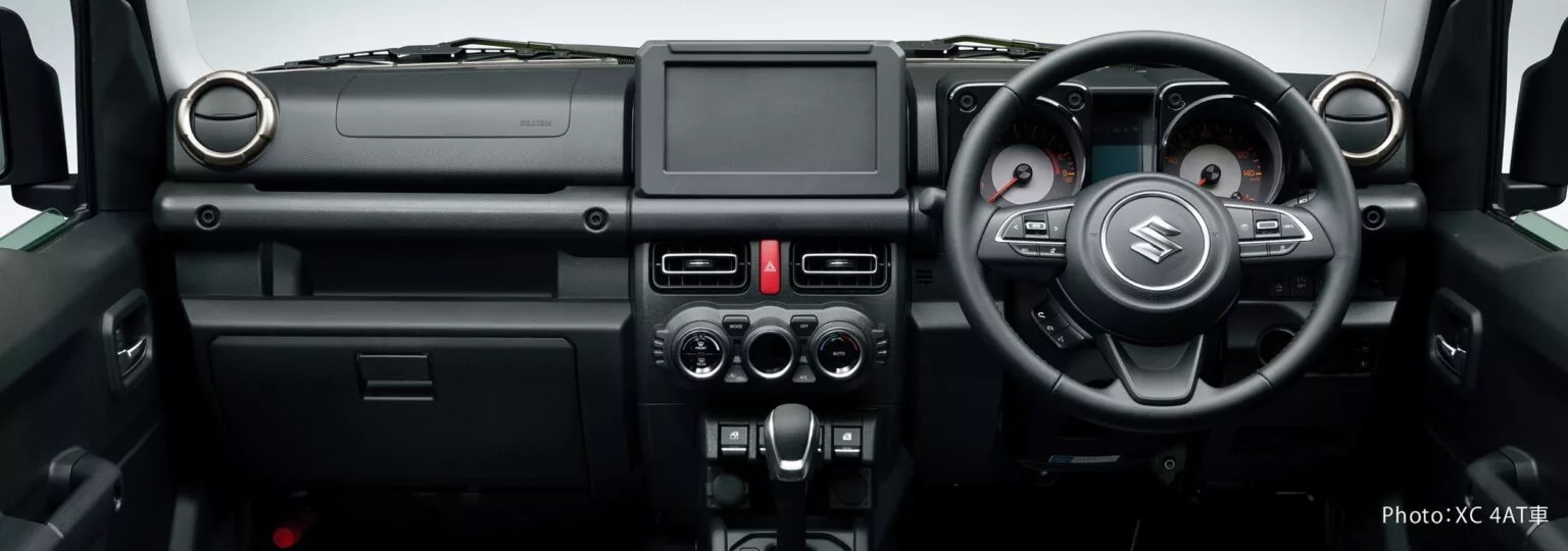 Suzuki Jimny hết thời bị ch&ecirc; 'đắt m&agrave; chẳng c&oacute; g&igrave;': M&agrave;n mượn Swift, bổ sung ADAS- Ảnh 5.