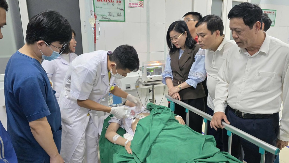 Diễn biến sức khỏe nữ điều dưỡng bị đâm nhiều nhát tại Bệnh viện Sản Nhi Nghệ An- Ảnh 1. Diễn biến sức khỏe nữ điều dưỡng bị đâm nhiều nhát tại Bệnh viện Sản Nhi Nghệ An- Ảnh 1.