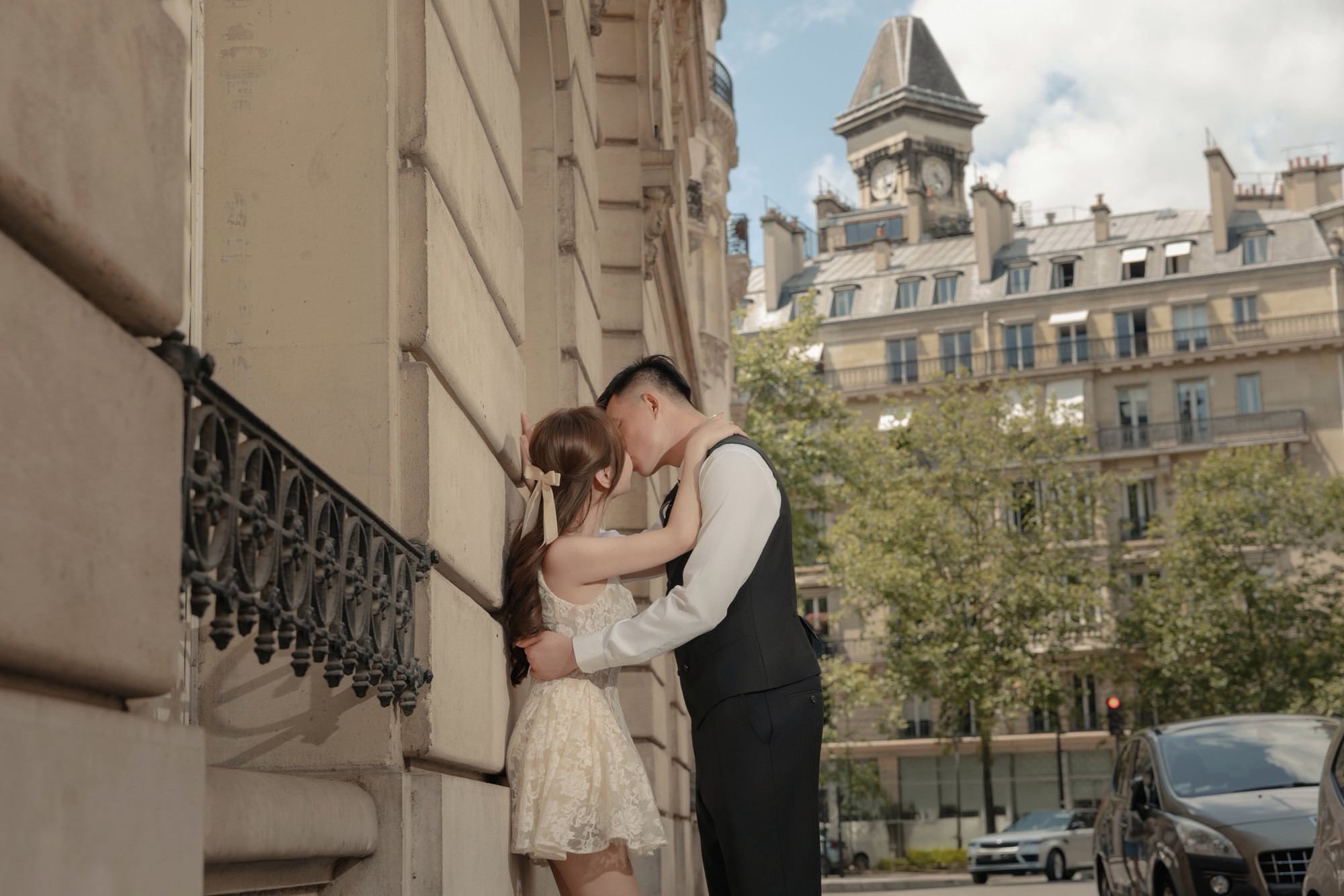 Thủ môn U23 Việt Nam khoe bộ ảnh cưới giữa trời Âu với bạn gái thạc sĩ- Ảnh 9. Thủ môn U23 Việt Nam khoe bộ ảnh cưới giữa trời Âu với bạn gái thạc sĩ- Ảnh 9.