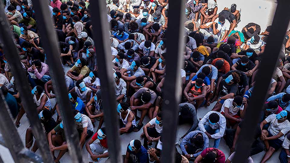 Gặp cuộc gọi nh&aacute; m&aacute;y kh&ocirc;ng n&oacute;i g&igrave;: "Tuyệt chi&ecirc;u" đối ph&oacute; từ Malaysia - Ảnh 2.