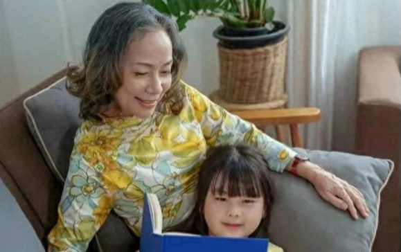 Mẹ t&ocirc;i nghỉ hưu với lương 5 triệu/th&aacute;ng - ai cũng lo, nhưng b&agrave; sống an nh&agrave;n hơn tất cả ch&uacute;ng t&ocirc;i- Ảnh 2.