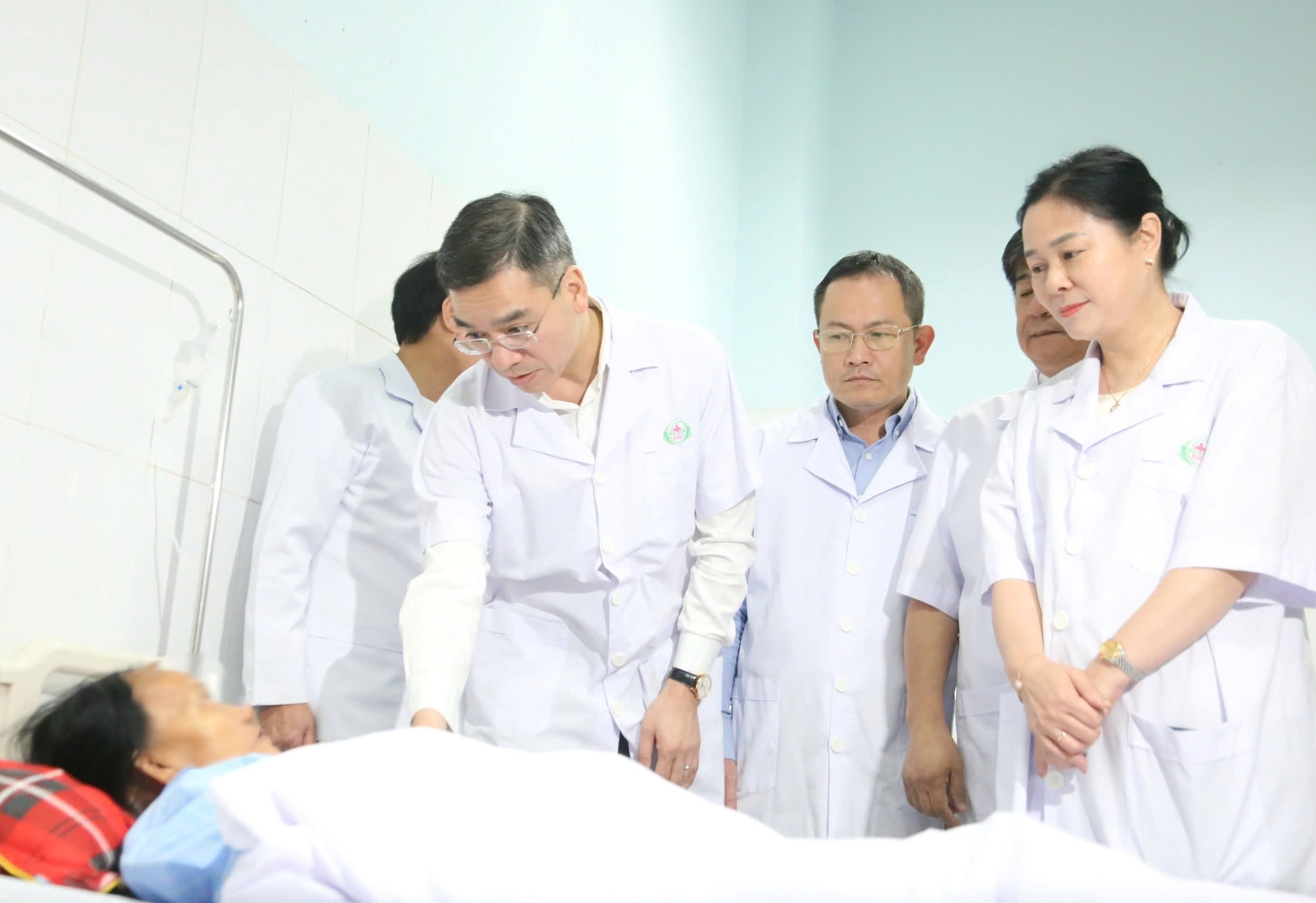 Thông tin mới về đối tượng đâm 7 người bị thương trong bệnh viện- Ảnh 2.