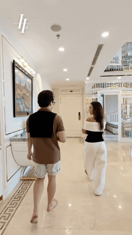 Căn chung cư 4 phòng ngủ giá 62 tỷ đồng khiến dân tình choáng váng: View thẳng ra Nhà thờ Đức Bà, riêng phòng khách đã rộng ngang 1 căn hộ tầm trung- Ảnh 19. Căn chung cư 4 phòng ngủ giá 62 tỷ đồng khiến dân tình choáng váng: View thẳng ra Nhà thờ Đức Bà, riêng phòng khách đã rộng ngang 1 căn hộ tầm trung- Ảnh 19.