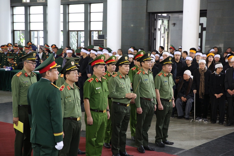 Lễ tang cấp Nhà nước nguyên Phó Chủ tịch Hội đồng Bộ trưởng Trần Phương- Ảnh 10. Lễ tang cấp Nhà nước nguyên Phó Chủ tịch Hội đồng Bộ trưởng Trần Phương- Ảnh 10.