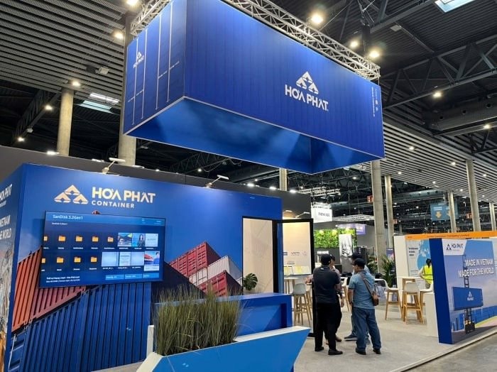 Hòa Phát mang container “Made in Vietnam” đến Triển lãm thế giới, ký hợp đồng với đối tác Mỹ và châu Âu ngay tại sự kiện- Ảnh 1. Hòa Phát mang container “Made in Vietnam” đến Triển lãm thế giới, ký hợp đồng với đối tác Mỹ và châu Âu ngay tại sự kiện- Ảnh 1.