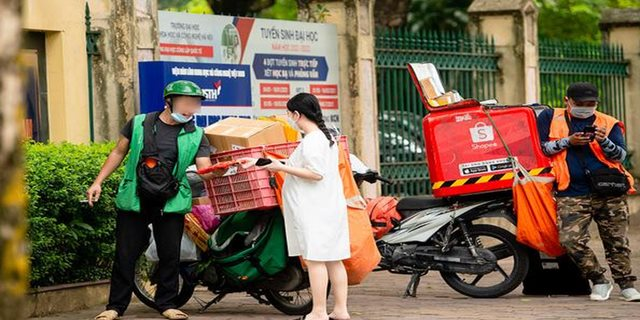 Nữ sinh 2002 chuyển 160 triệu đồng trả đơn hàng, shipper xác nhận nhưng lại báo công an và không cho nhận hàng - Ảnh 1. Nữ sinh 2002 chuyển 160 triệu đồng trả đơn hàng, shipper xác nhận nhưng lại báo công an và không cho nhận hàng - Ảnh 1.