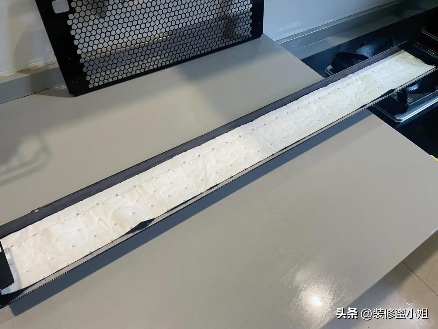 5 bí quyết dọn nhà của người dì trung niên khiến ai cũng phục: Sàn sáng, bếp sạch, không cần thuê giúp việc!- Ảnh 3.