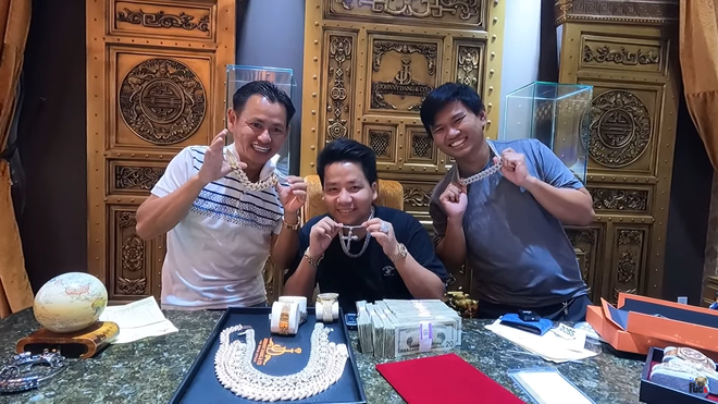 Tình hình Khoa Pug và Vương Phạm hiện tại- Ảnh 3.