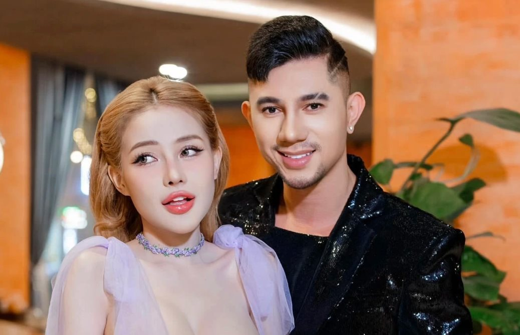 Lương Bằng Quang từ "phù thủy tạo hit", khoe 80 sổ đỏ, ông chủ công ty 20 tỷ đến còng số 8- Ảnh 1. Lương Bằng Quang từ "phù thủy tạo hit", khoe 80 sổ đỏ, ông chủ công ty 20 tỷ đến còng số 8- Ảnh 1.