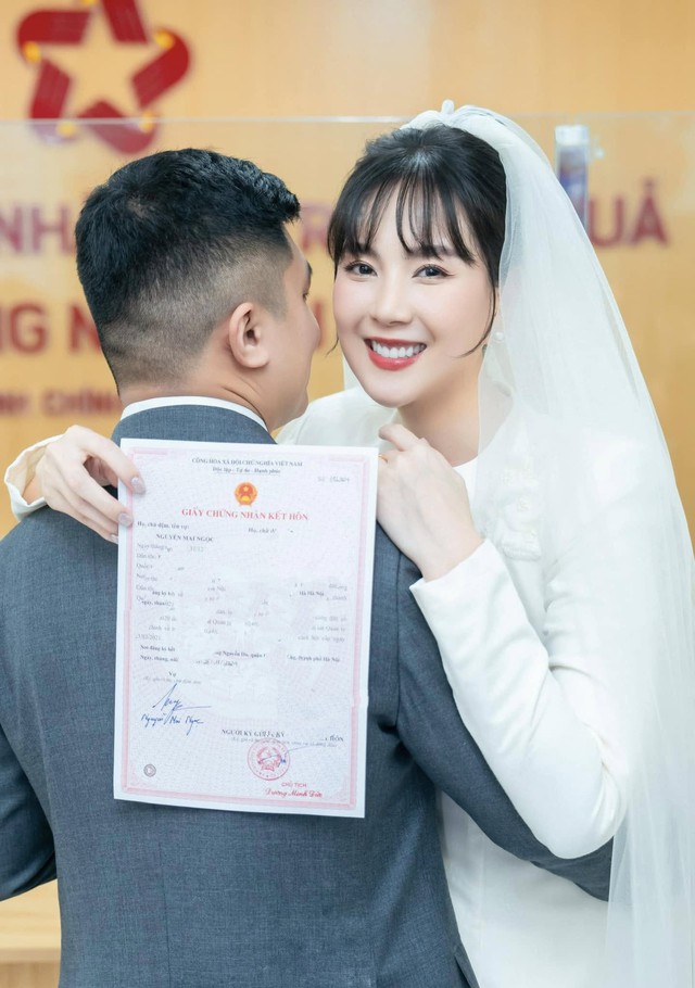 Nữ MC VTV đình đám đang sống trong lâu đài của nhà chồng ở Bắc Ninh là ai?- Ảnh 2. Nữ MC VTV đình đám đang sống trong lâu đài của nhà chồng ở Bắc Ninh là ai?- Ảnh 2.