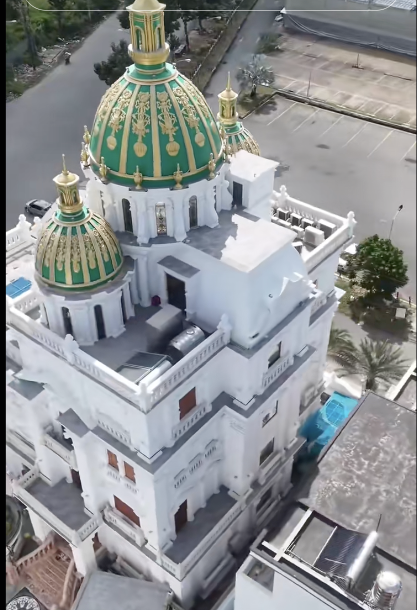 Dùng flycam quay dinh thự của Ngân Collagen và đăng lên mạng: Có thể bị xử lý hình sự!- Ảnh 1.