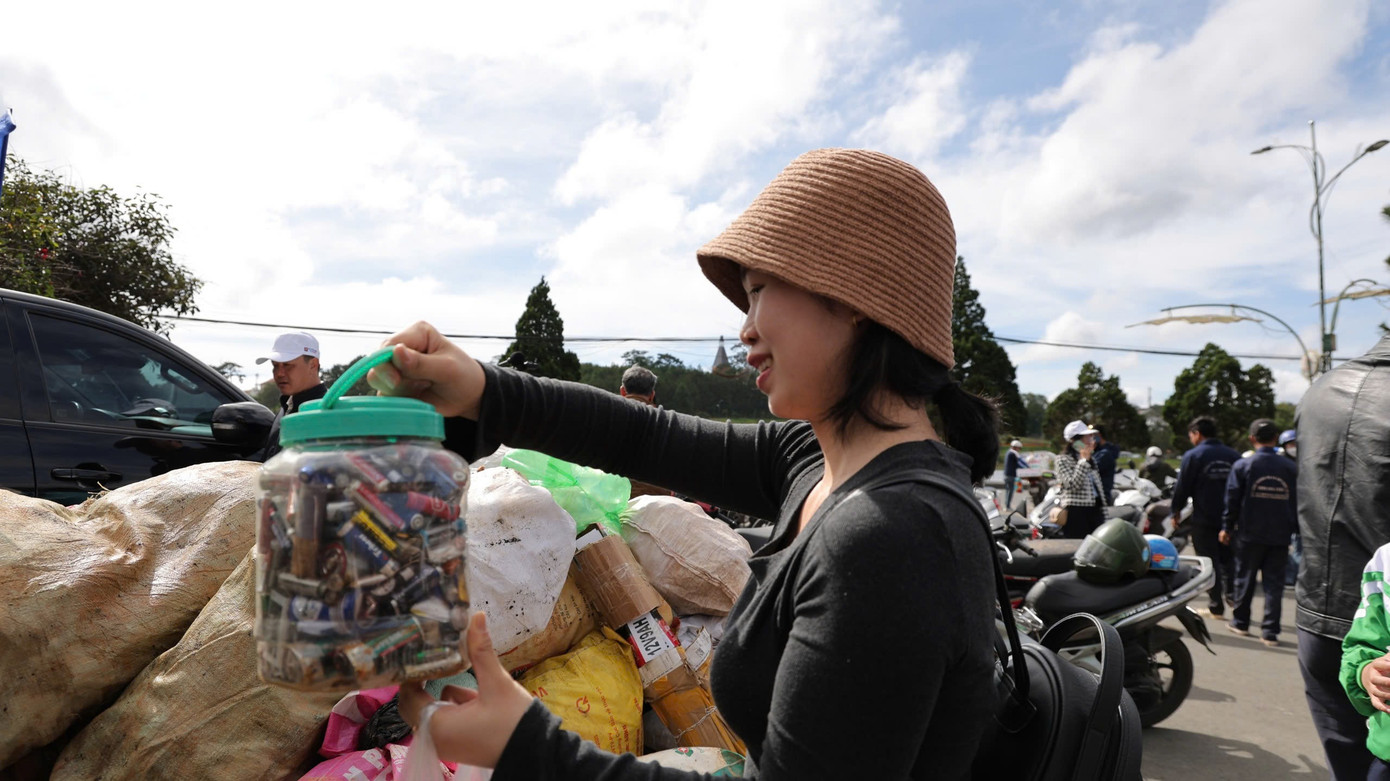 Khi đổi rác lấy quà trở thành thói quen xanh- Ảnh 5.