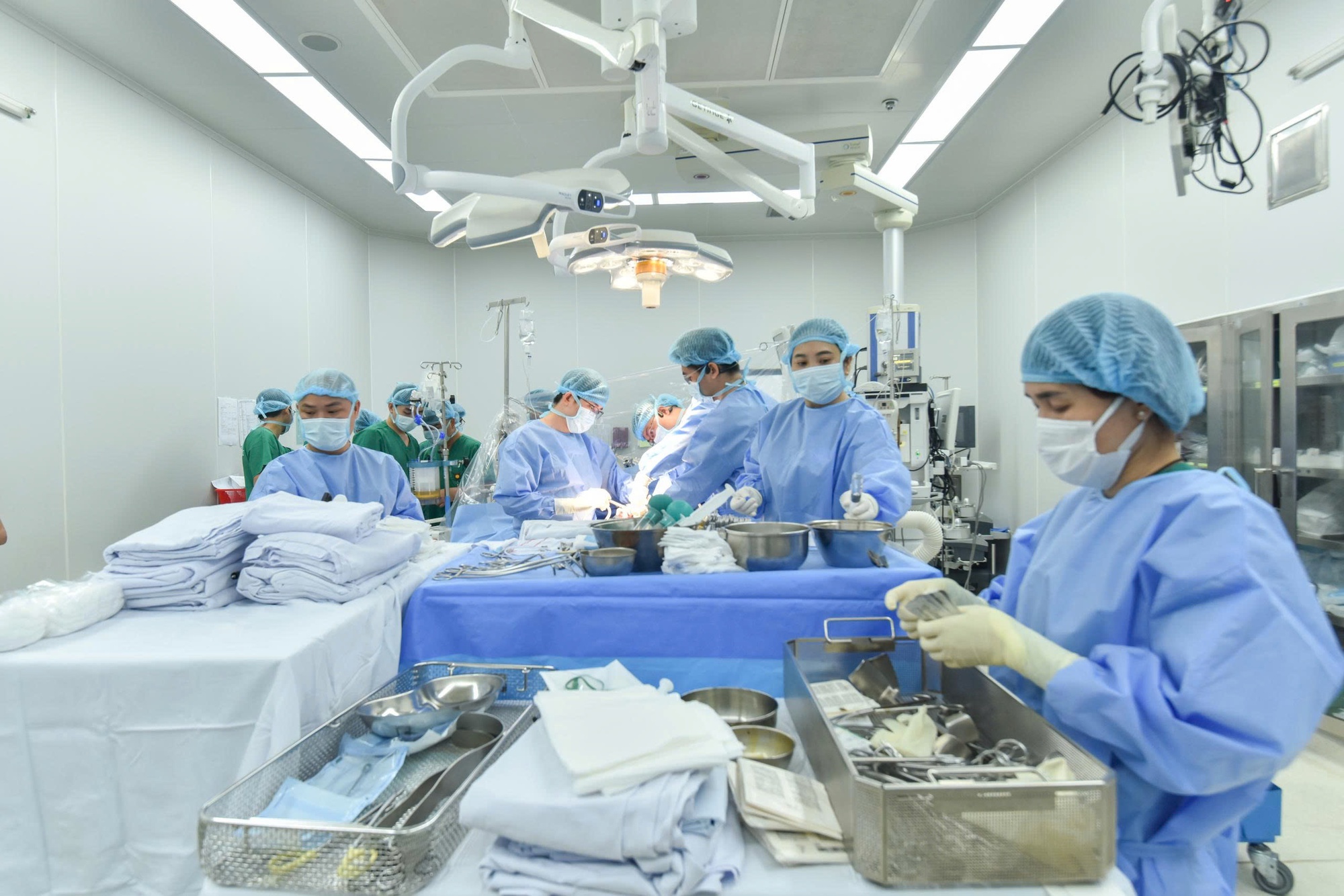 Thêm một bệnh viện ở TP HCM làm chủ kỹ thuật ghép gan- Ảnh 1. Thêm một bệnh viện ở TP HCM làm chủ kỹ thuật ghép gan- Ảnh 1.